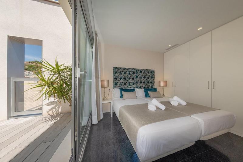 Holihome Rambla 24 - image 18