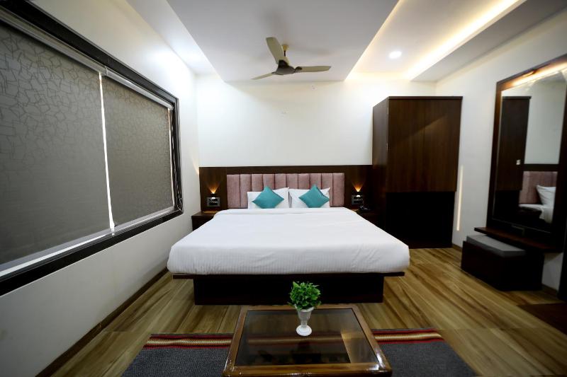 Honey Villa - image 26