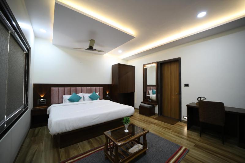 Honey Villa - image 23
