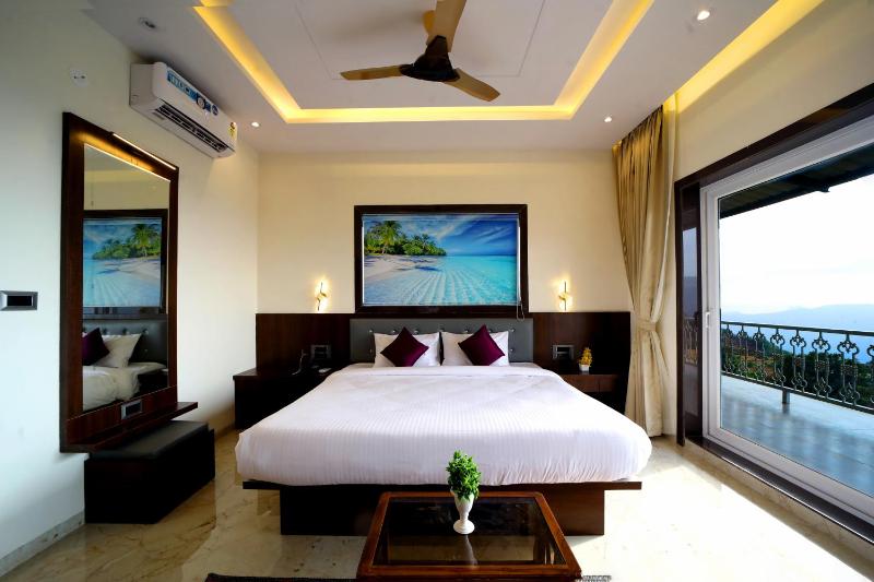 Honey Villa - image 13