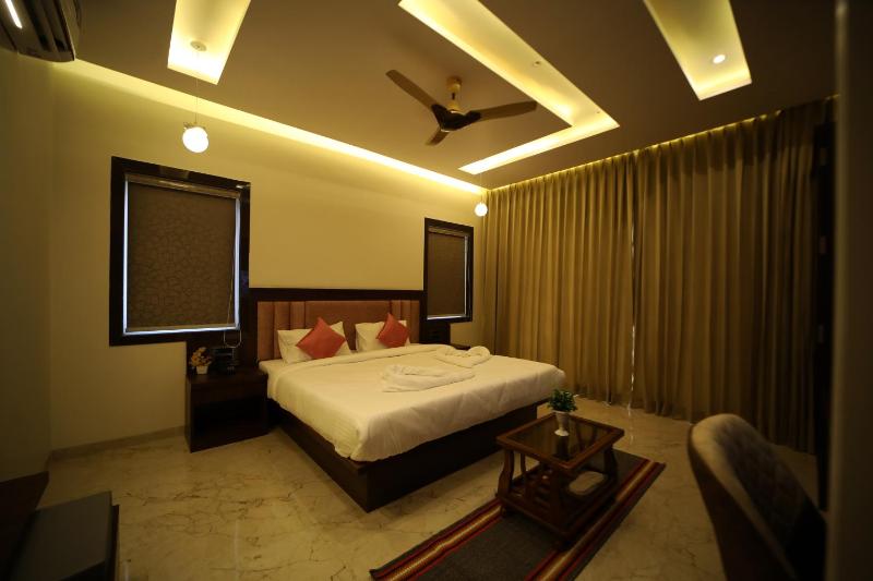 Honey Villa - image 19