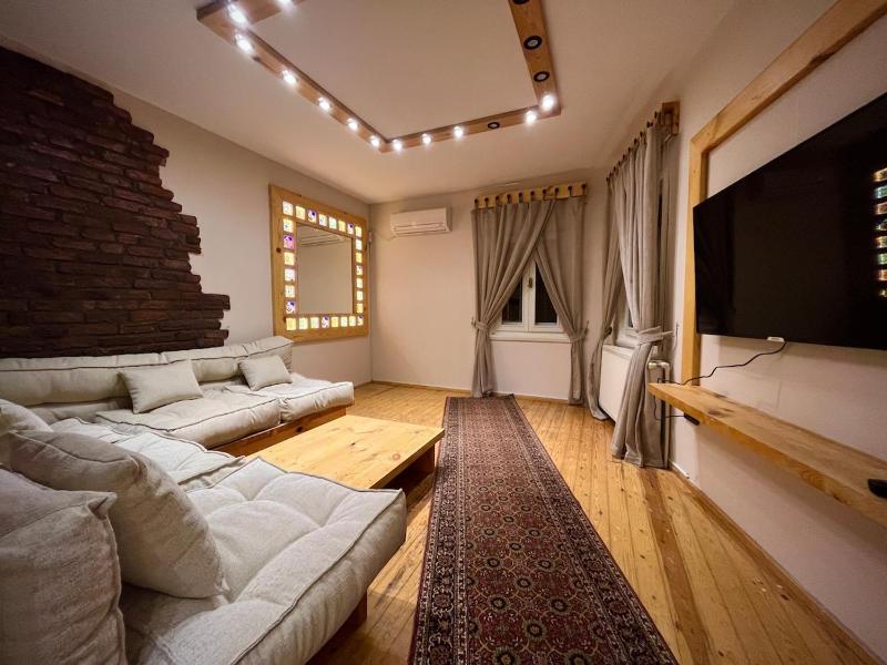 Wooden Villa - image 15