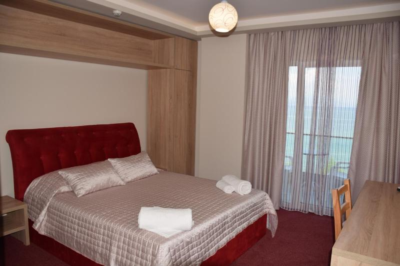 Family Room image 4