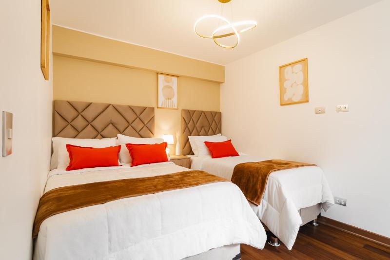 Oceanfront Apartment - Across from Larcomar Miraflores - image 15