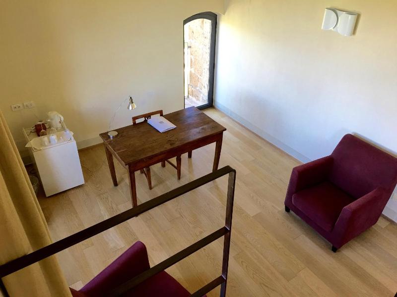 Deluxe Suite - Split Level image 1