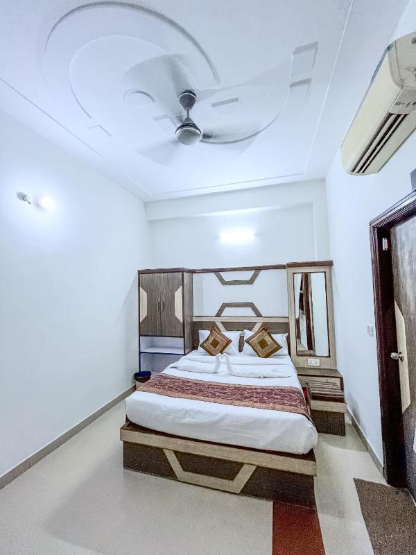 Hotel The Golden Bird Executive - image 2