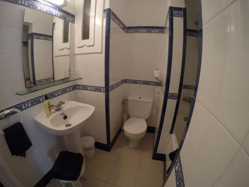 Apartamentos Montserrat - image 15