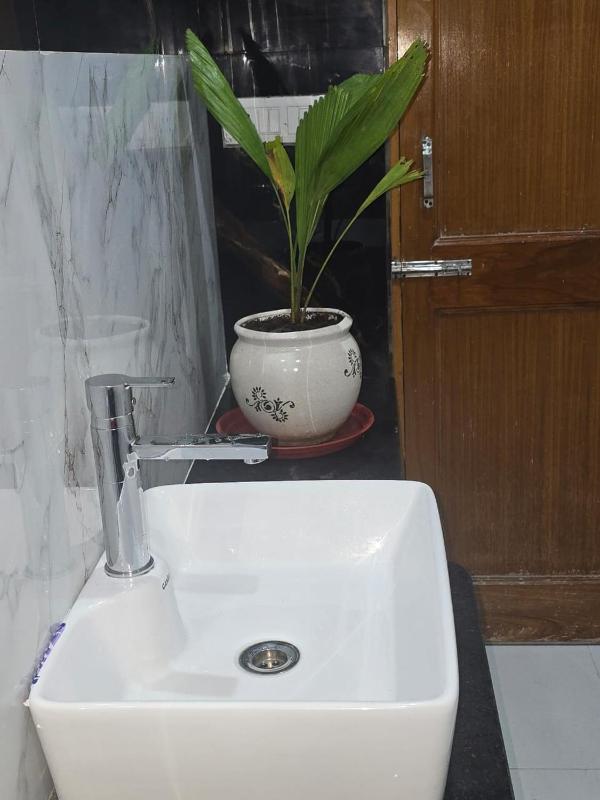 Happy Home Guest House - image 8