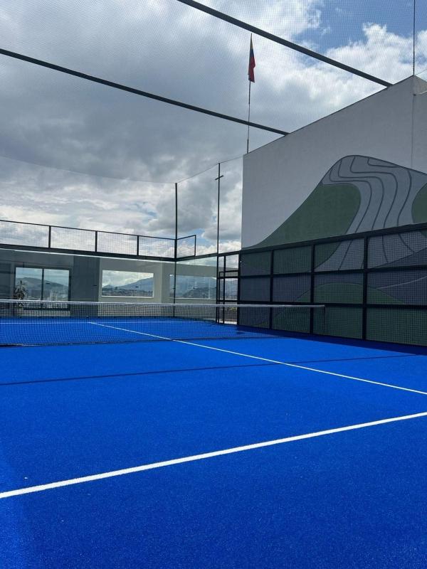 Apartamento de lujo con piscina jacuzzi cancha de pádel vista 360 de Quito - image 10