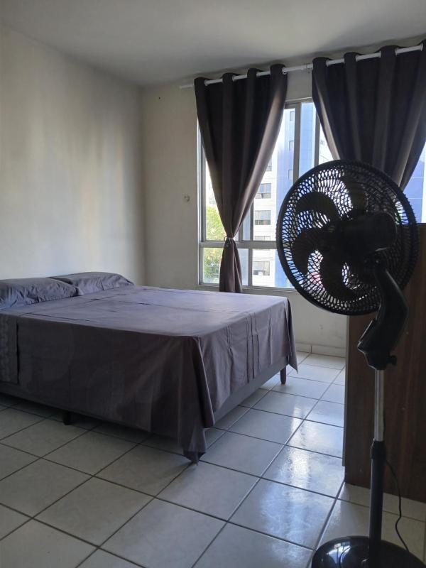 Quarto aconchegante na melhor localização do Recife - image 1