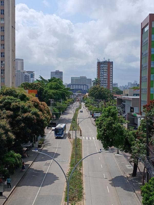 Quarto aconchegante na melhor localização do Recife - image 5