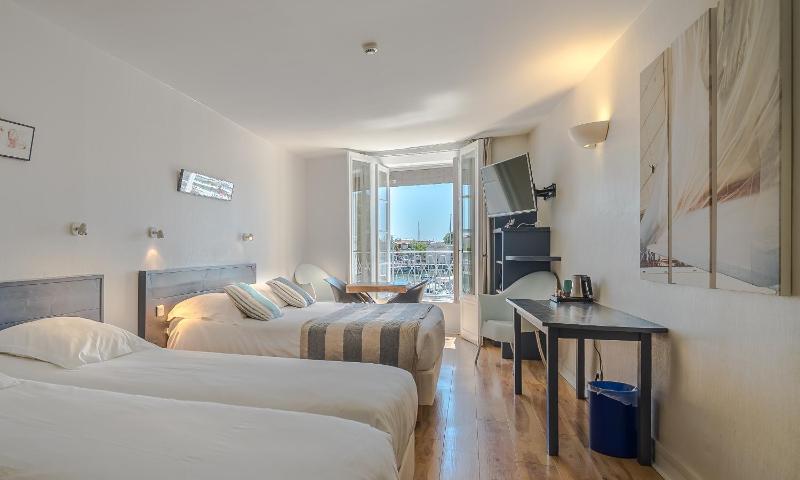 Hotel La Marine Vieux Port - image 24