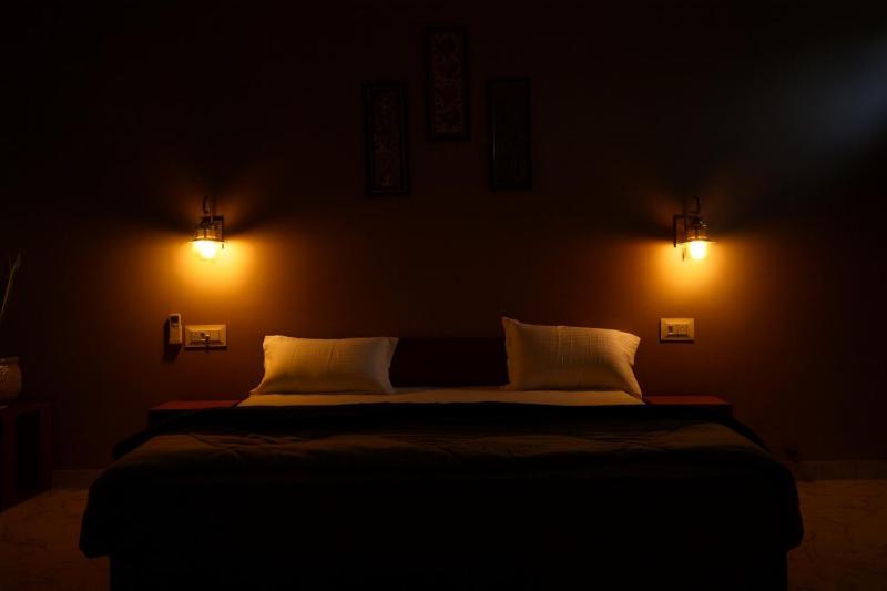 Happy Home Jaipur - Peaceful Villa with Garden - image 2