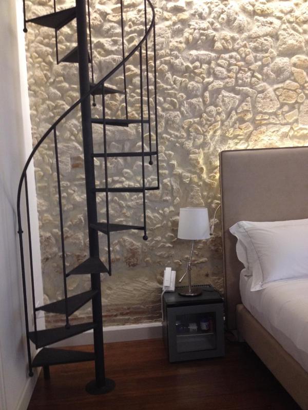 Deluxe Double Room image 4