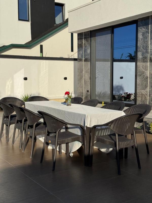 Mia Villa - image 12