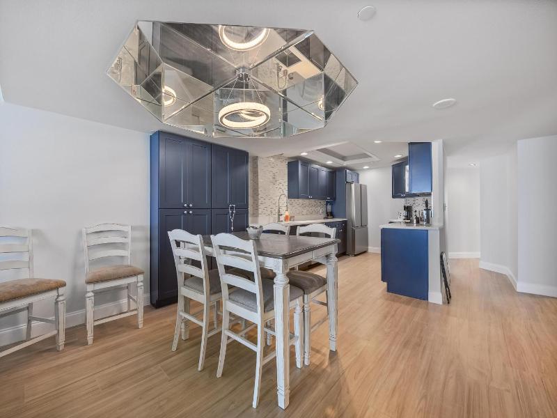 Crescent Beach Club 12E-N - image 13