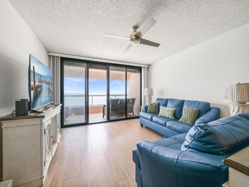 Crescent Beach Club 12E-N - image 21
