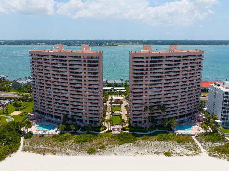Crescent Beach Club 12E-N - image 3