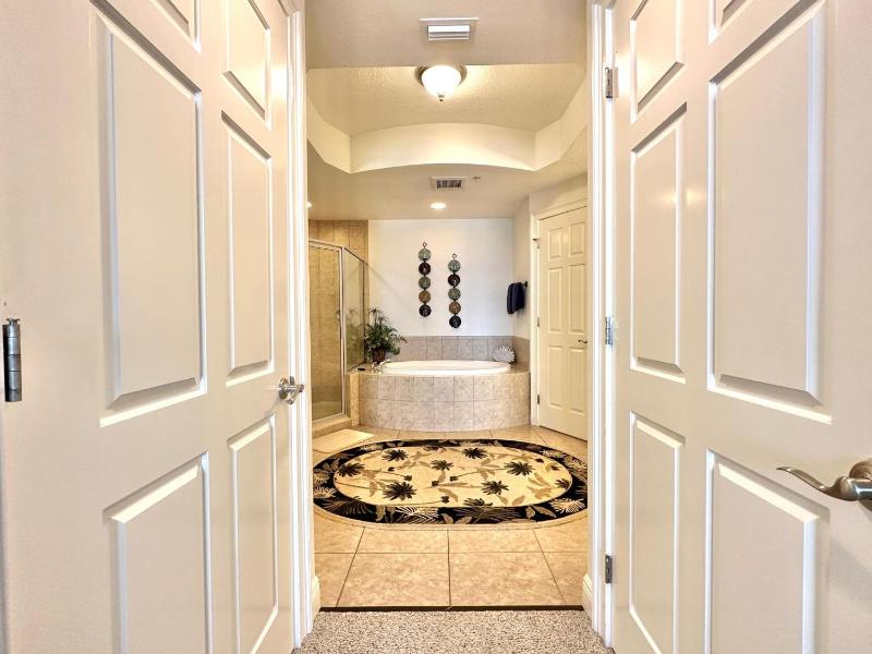 Bay Harbor 405 - image 19