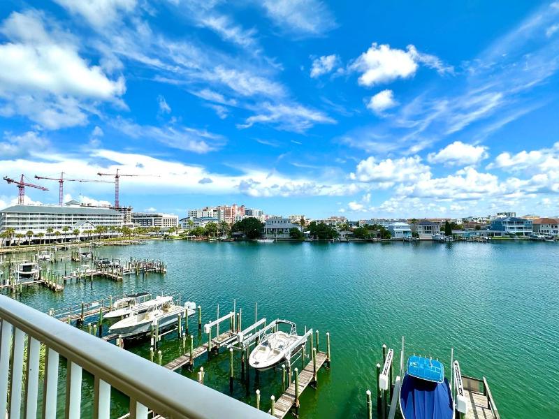 Bay Harbor 405 - image 5