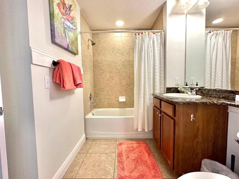Bay Harbor 405 - image 3