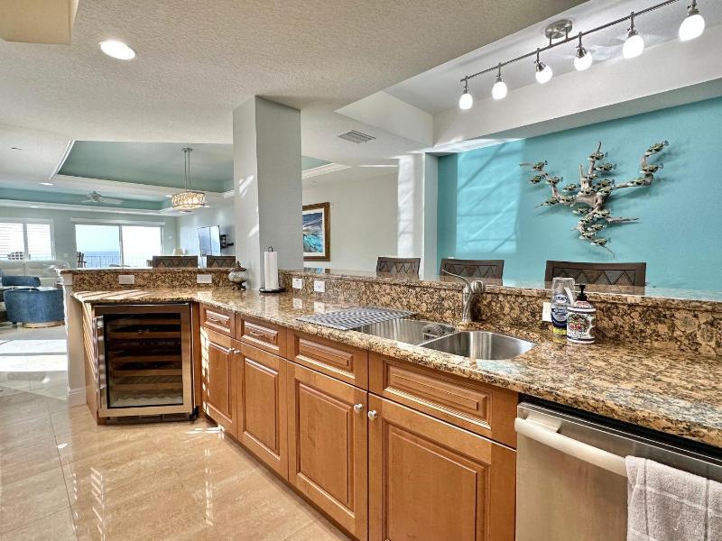 Chateaus on White Sands 302 - image 8