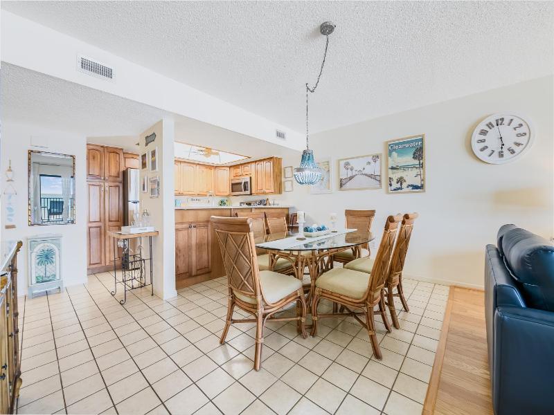 Surfside Condos 402 - image 20