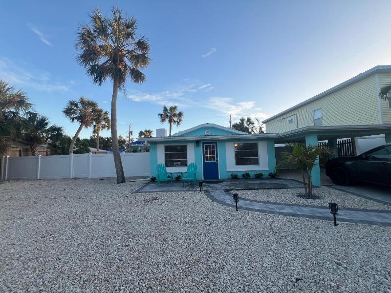 Copacabana 3 BD vacation home in Siesta Key Village - image 32