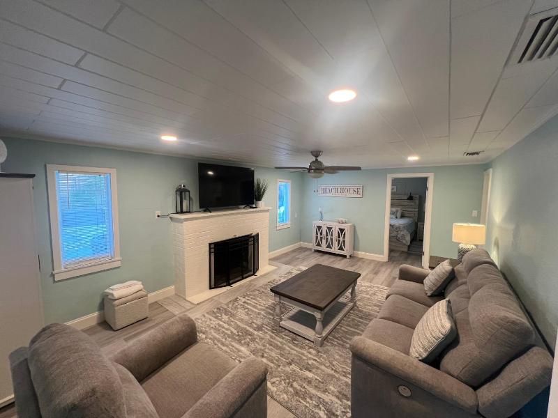Copacabana 3 BD vacation home in Siesta Key Village - image 5