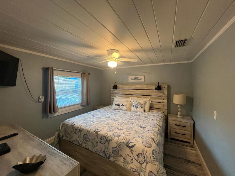 Copacabana 3 BD vacation home in Siesta Key Village - image 16