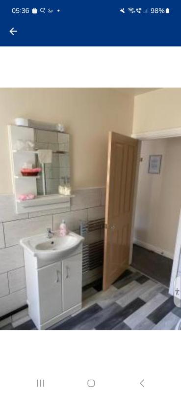 PONDEROSA B&B with free onsite parking and breakfast included - image 32