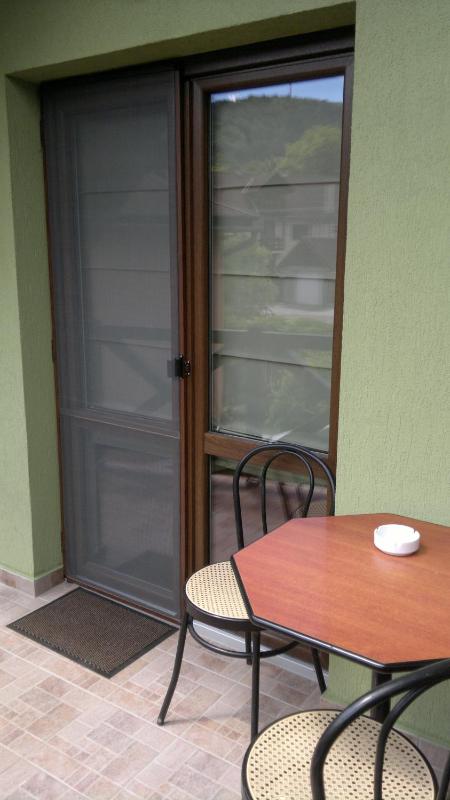 Double Room with Extra Bed image 3