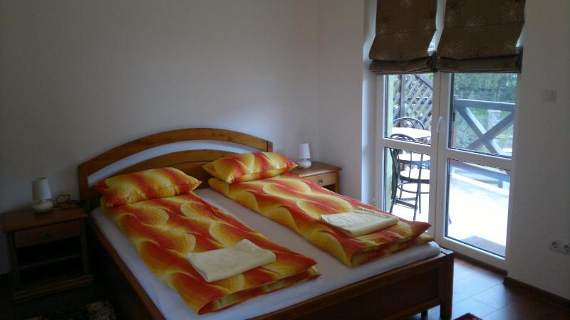 Double Room with Extra Bed image 2