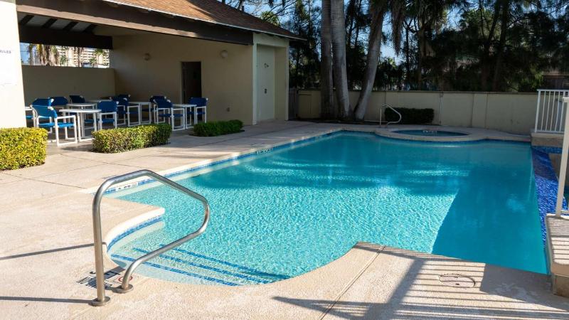Channel views Private Boat Slip Pool & Patio apts - image 50