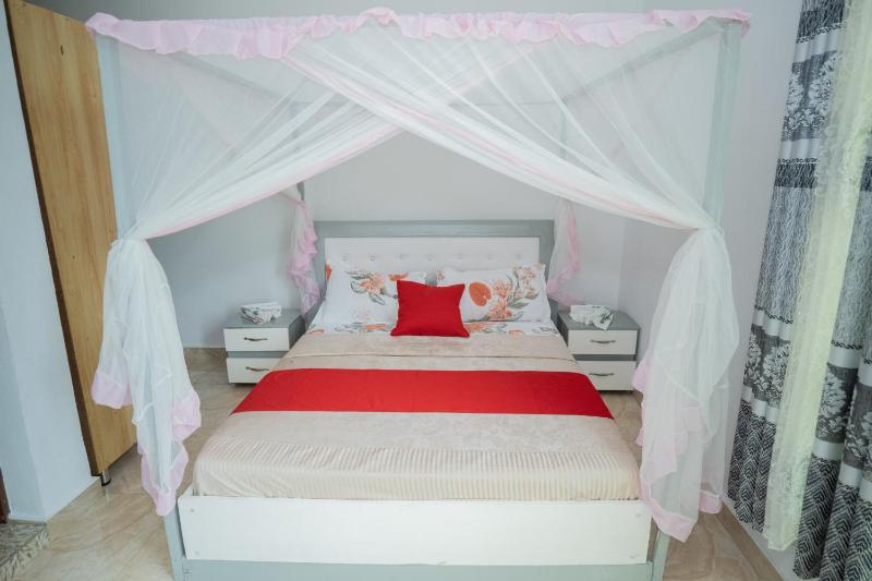 The city Block Apartment - image 10