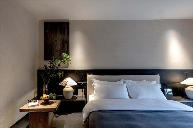 Lijiang Old Town Bamboo Pavilion Free Coffee Free Airport or High Speed Rail Pick-Up for 3-Nights - image 13