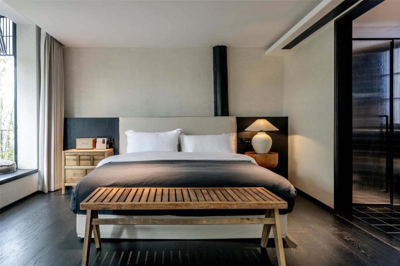 Lijiang Old Town Bamboo Pavilion Free Coffee Free Airport or High Speed Rail Pick-Up for 3-Nights - image 14