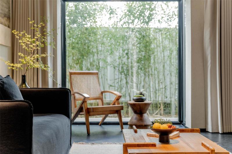 Lijiang Old Town Bamboo Pavilion Free Coffee Free Airport or High Speed Rail Pick-Up for 3-Nights - image 28
