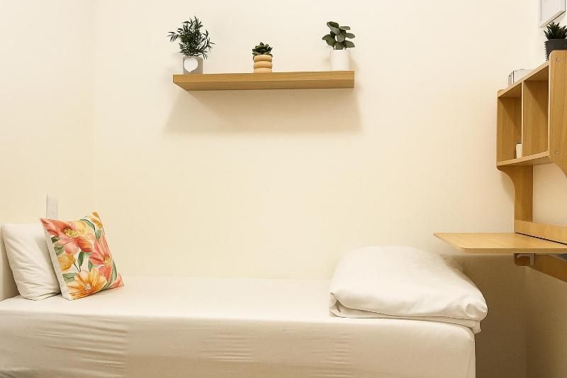 SweetStay - Kloof Street - image 6