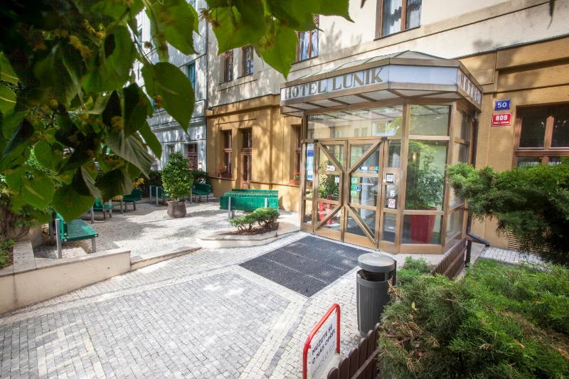 Hotel Lunik - image 16