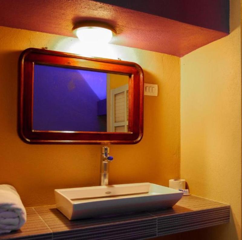 OYO Hotel Oasis Monterrey - image 11
