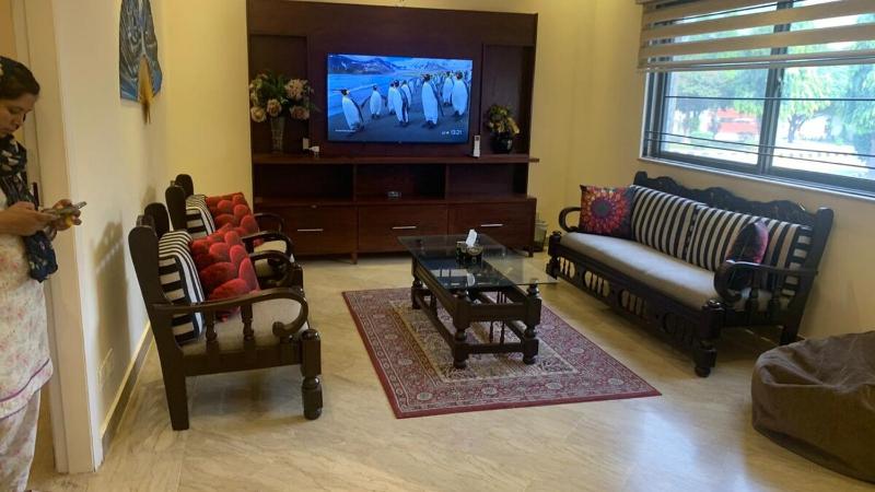 Peace & Comfort Modern Flat in DHA Lahore - image 5