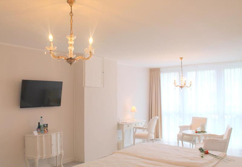 Comfort Double Room image 3