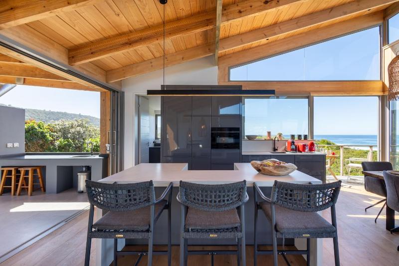 Dune Seaside Cottage - image 8