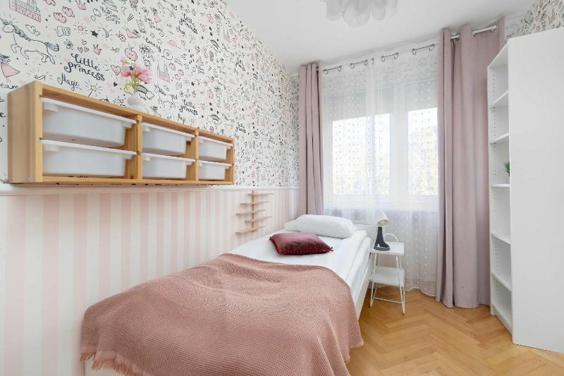 Modern Apartment in Wrocław with Air Conditioning by Noclegi Renters - image 25