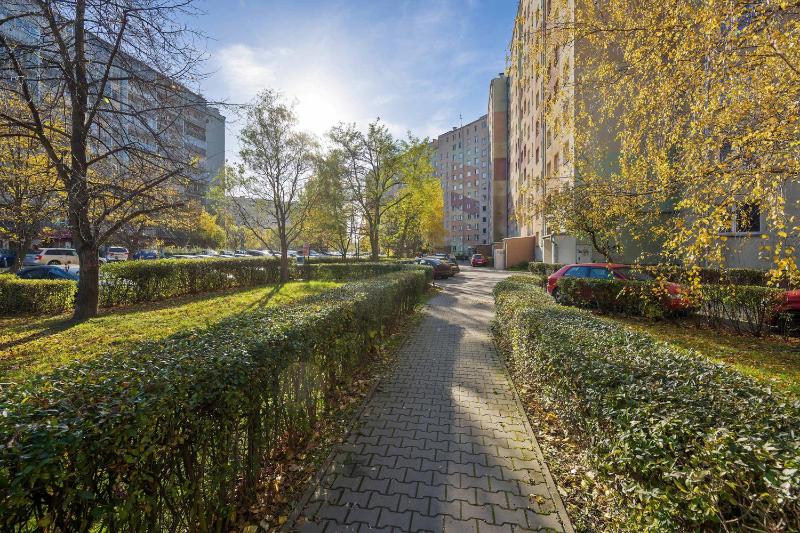 Modern Apartment in Wrocław with Air Conditioning by Noclegi Renters - image 10