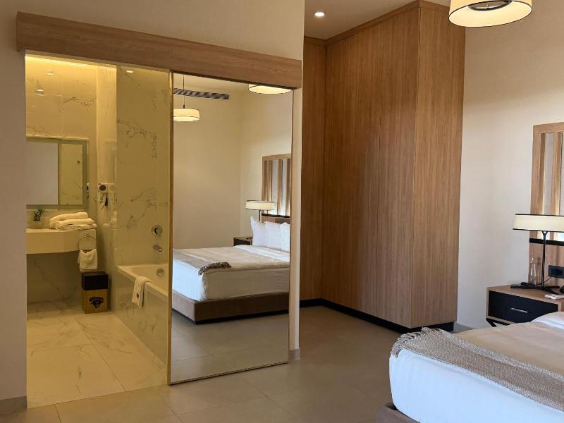 Hotel Saint Georges Beirut - image 11