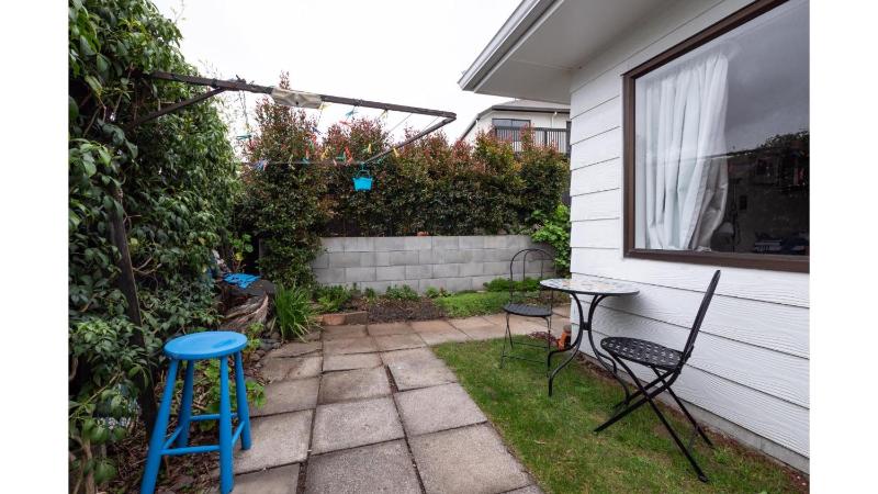 Travellers Retreat 1 Bedroom in Central Auckland - image 11