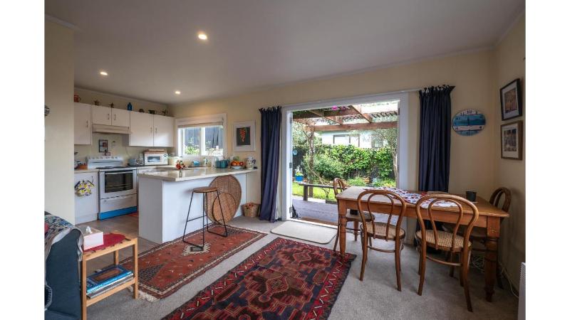 Travellers Retreat 1 Bedroom in Central Auckland - image 15