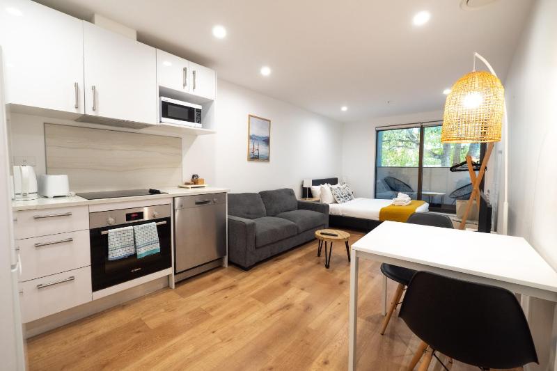 Modern Cosy Studio Apartment Auckland Central - image 8